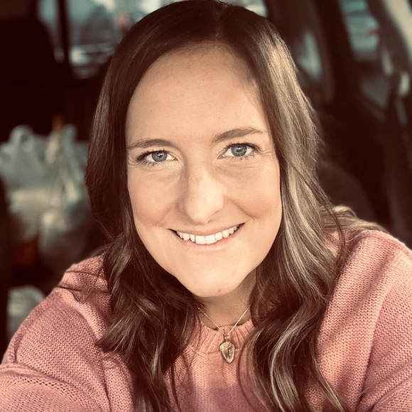 Meet your Posher, Mira - Picture 4 of 14